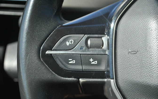 Peugeot Rifter cena 72900 przebieg: 132655, rok produkcji 2019 z Miastko małe 232